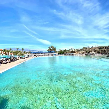 Con Vistas A La Piscina Y Al Oceano En Appartement Costa Del Silencio