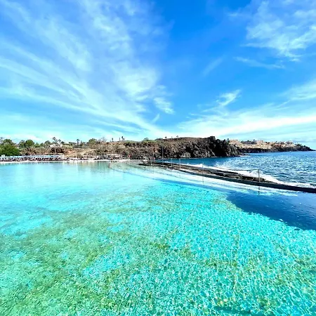 Appartement Con Vistas A La Piscina Y Al Oceano En *